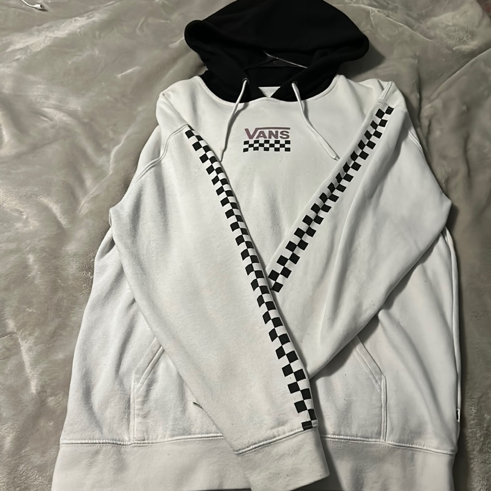 Vans hoodie, size small in men. In used condition, pretty clean